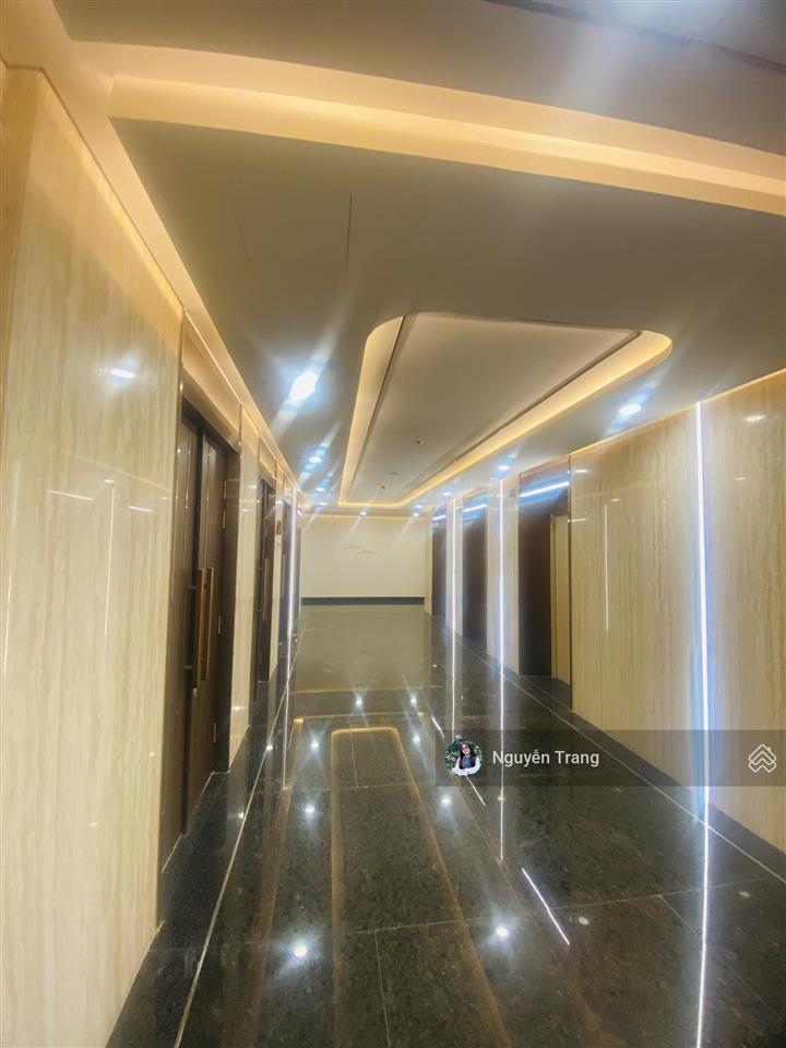 Chính chủ cho thuê căn 2pn view hồ hoàng cầu, full đồ ở được ngay 93 láng hạ  0904 859 ***