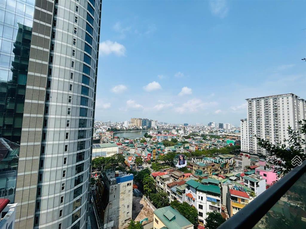 Chính chủ cho thuê căn 2pn view hồ hoàng cầu, full đồ ở được ngay 93 láng hạ  0904 859 ***