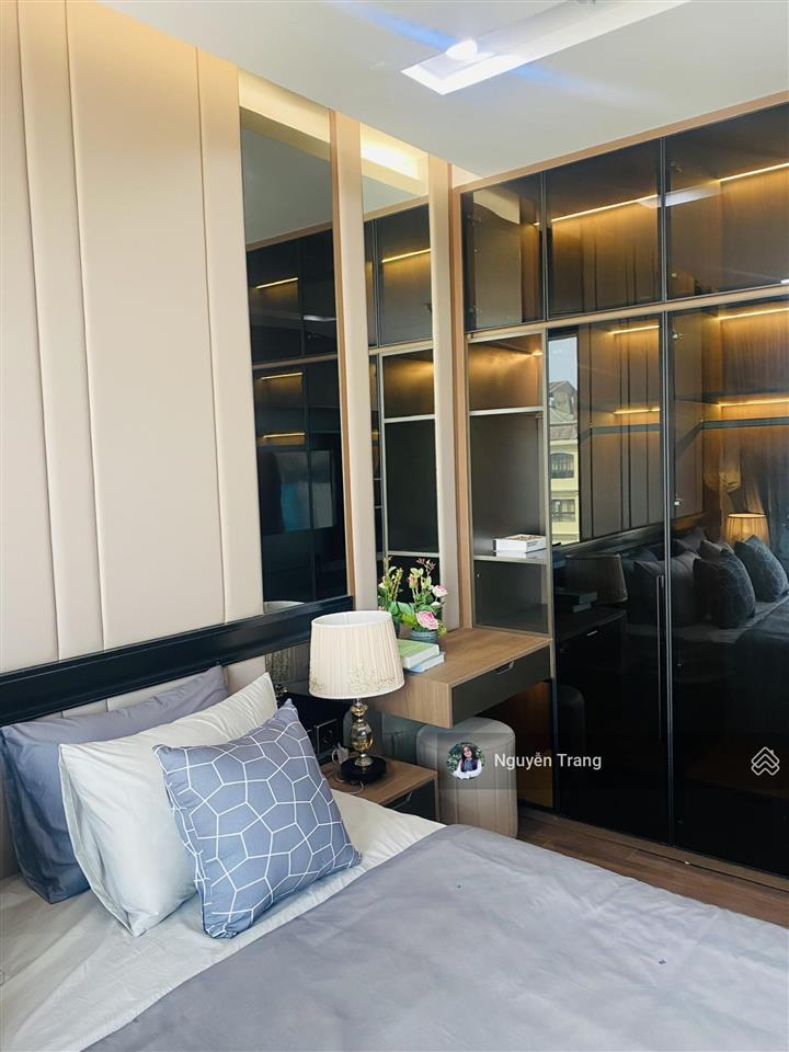 Siêu hiếm! chủ nhà cần bán căn 2pn 77m2 ban công đông nam view hồ chung cư 93 láng hạ giá tốt