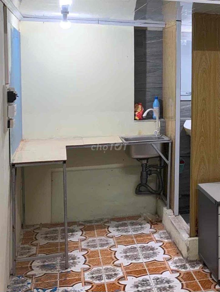 ĐC : Ngõ Giếng Mứt - phố Bạch Mai gần trung tâm thương mại Chợ Mơ , tr
