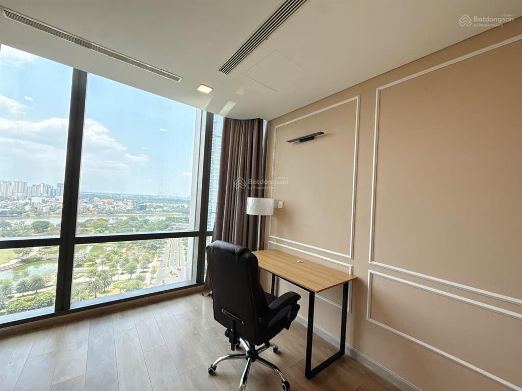 Cho thuê vinhomes central park the landmark 81 4pn vòng cung, giá 65tr, 144m2 full nt  0397 383 ***