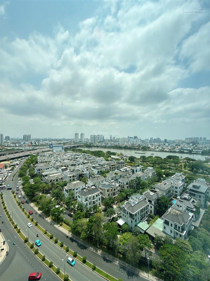 Cho thuê vinhomes central park the landmark 81 4pn vòng cung, giá 65tr, 144m2 full nt  0397 383 ***