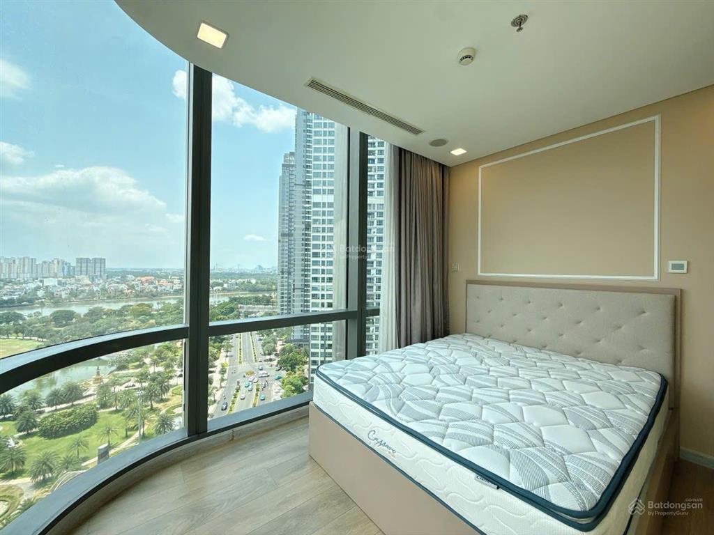 Cho thuê vinhomes central park the landmark 81 4pn vòng cung, giá 65tr, 144m2 full nt  0397 383 ***