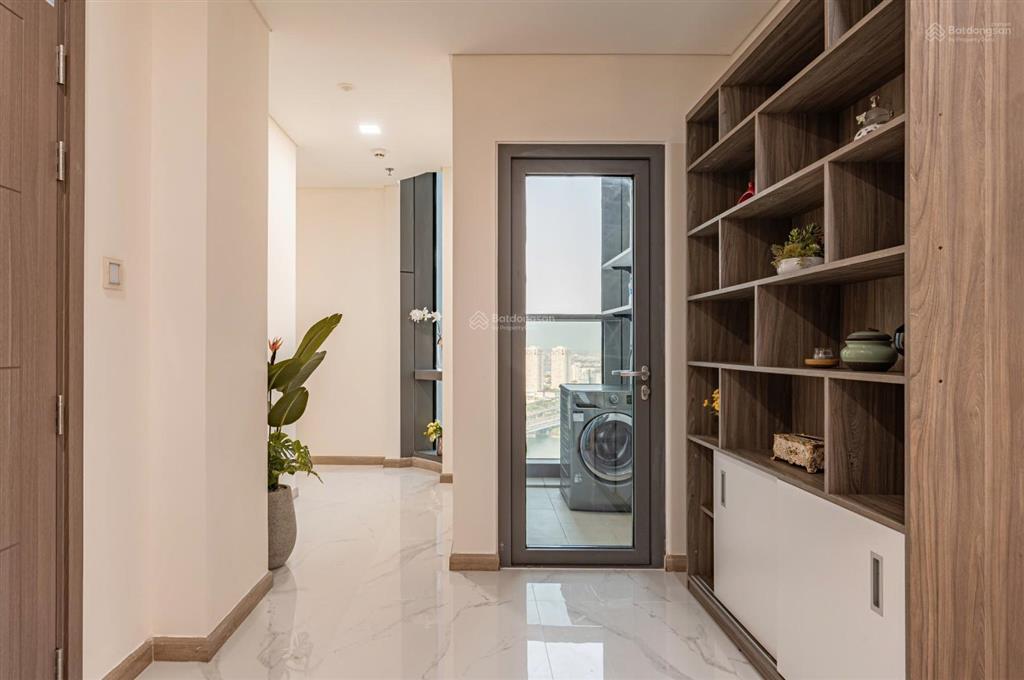 Cho thuê 4pn vòng cung vinhomes toà the landmark 81, giá 75tr dt 172m² full nội thất,  0397 383 ***