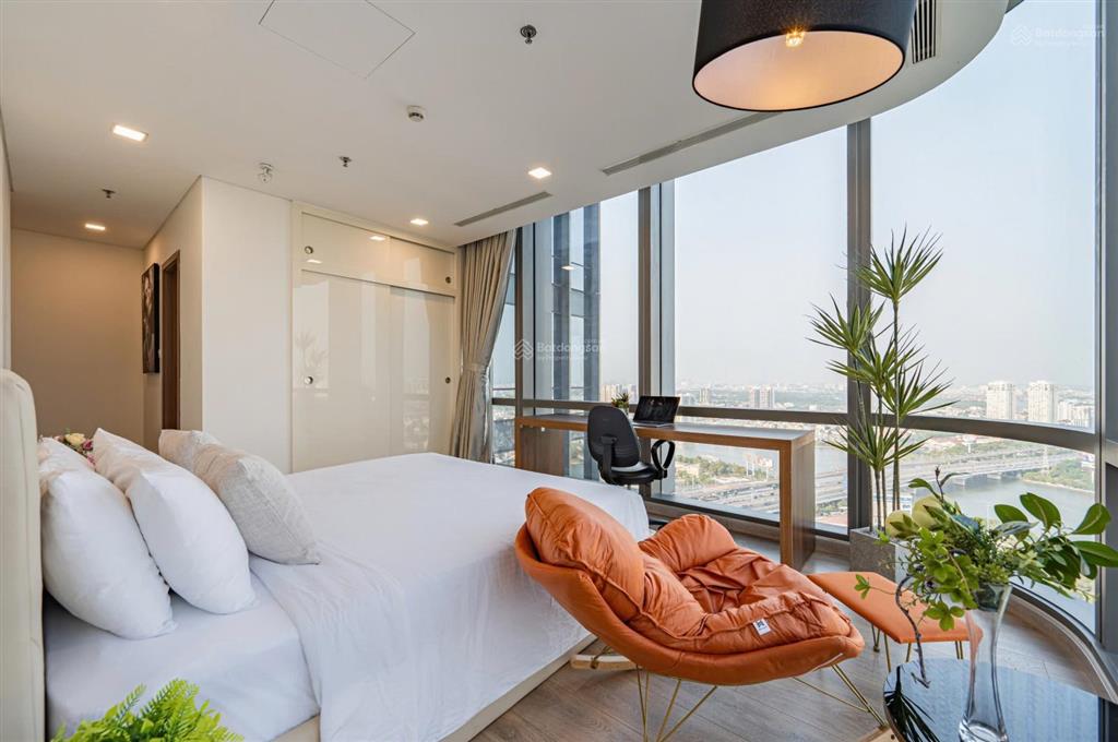 Cho thuê 4pn vòng cung vinhomes toà the landmark 81, giá 75tr dt 172m² full nội thất,  0397 383 ***