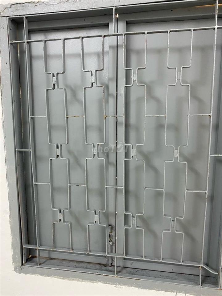 Phòng Rộng 20m2 Gác Suốt
