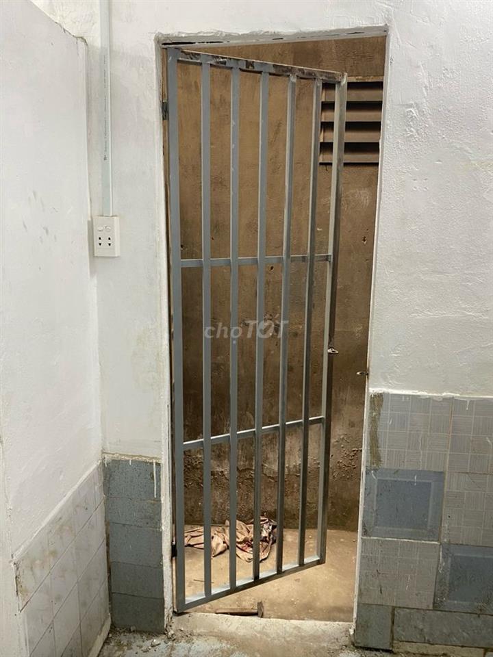Phòng Rộng 20m2 Gác Suốt