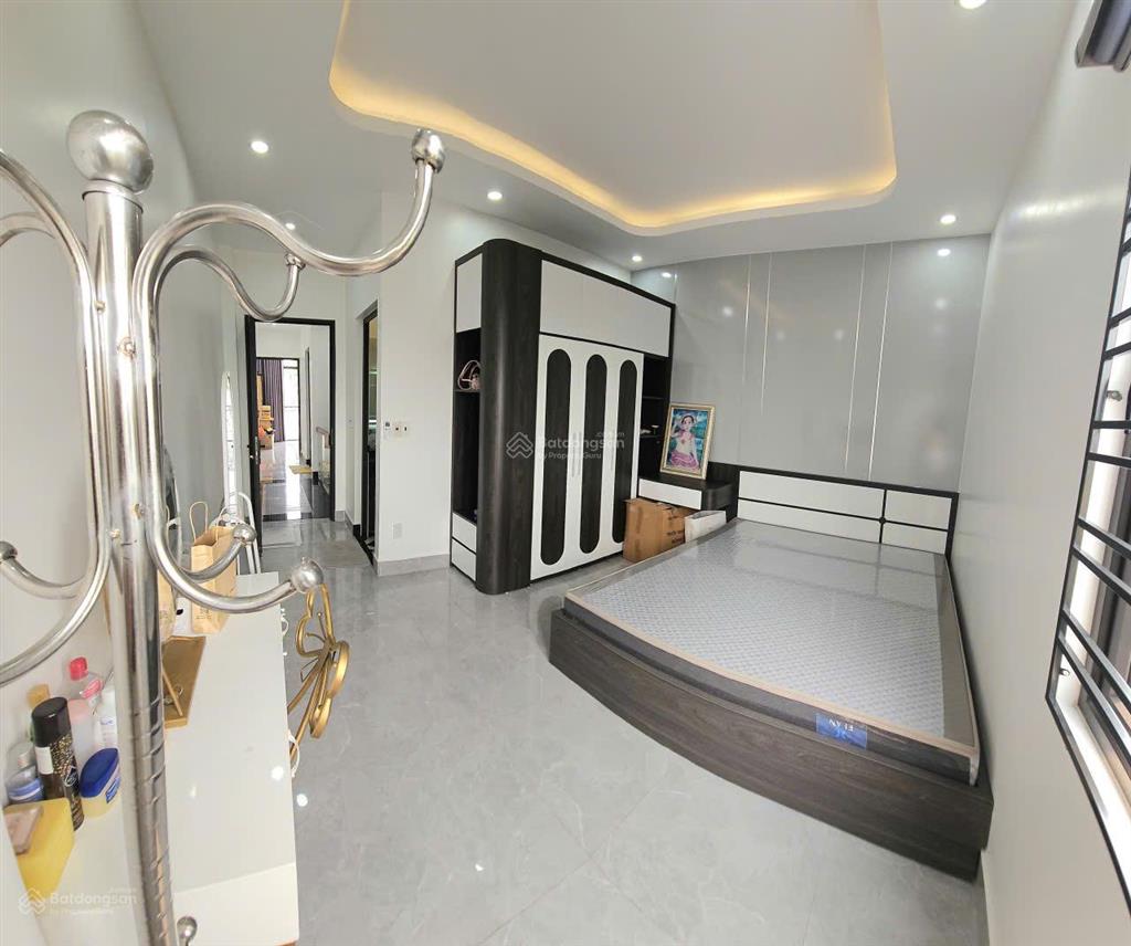 Chiết khấu 1 tỷ nhà mới độc lập,tặng full nội thất,gần bv việt tiệp 2, ô tô đỗ cửa  0368 001 ***