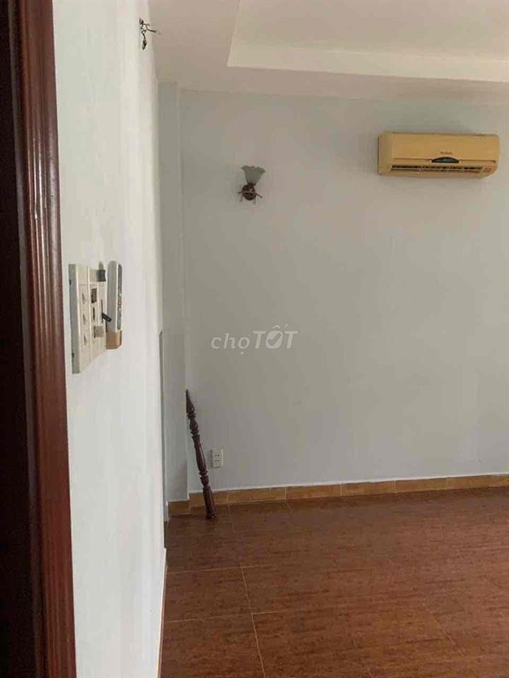 Phòng Trọ Sinh viên Vòng Xoay Lăng Cha Cả