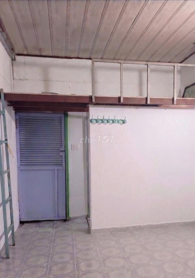 Trống 1 phòng *** ở Bình Thạnh, chỉ 1.800k dọn vào ngay!