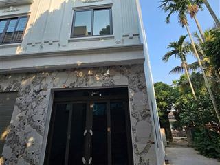 Bán nhà 3 tầng lô góc ô tô đỗ cửa, giá chỉ 2,6 tỷ tại khuê liễu, tân hưng, hải dương