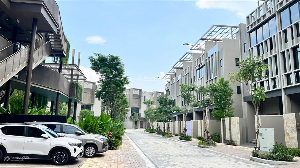 The orchard bán thu hồi vốn nhà phố 90m2, 4pn | giá 9,34 tỷ | gần clubhouse | xem nhà 24/7