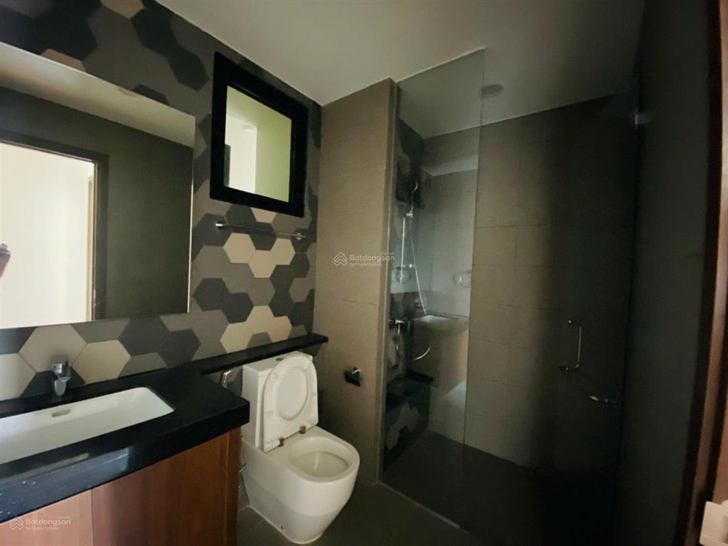 D'edge căn 2 bedr lầu cao nhất, diện tích lớn nhất, view sông sg cực đẹp. đơn giá chỉ ~125 tr/m2