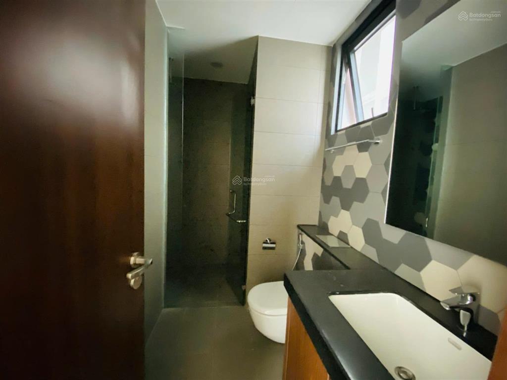 D'edge căn 2 bedr lầu cao nhất, diện tích lớn nhất, view sông sg cực đẹp. đơn giá chỉ ~125 tr/m2