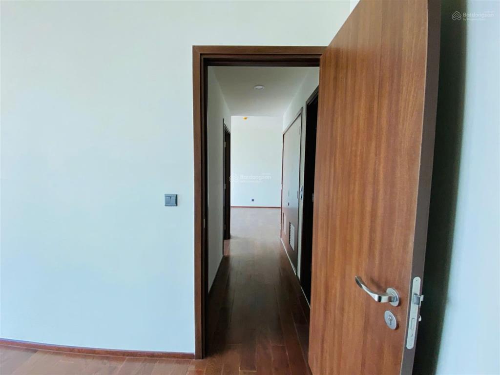 D'edge căn 2 bedr lầu cao nhất, diện tích lớn nhất, view sông sg cực đẹp. đơn giá chỉ ~125 tr/m2