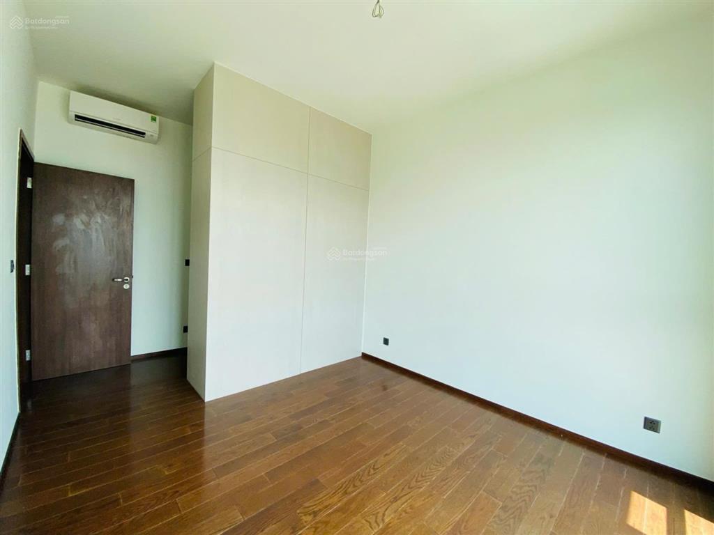 D'edge căn 2 bedr lầu cao nhất, diện tích lớn nhất, view sông sg cực đẹp. đơn giá chỉ ~125 tr/m2