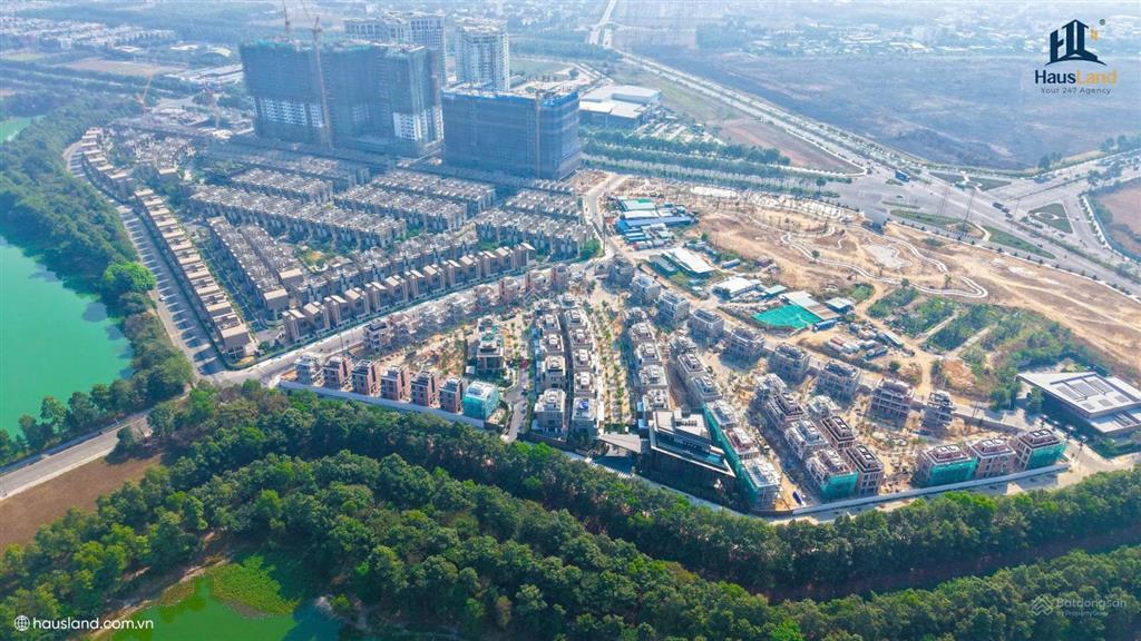 The orchard căn biệt thự đơn lập hiếm có mua từ cđt. dt 195 m2  18 tỷ, gần ngay công viên 75ha