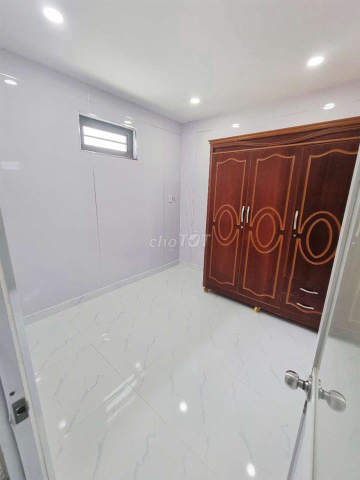 SIÊU PHẨM BÁN GẤP NHÀ SỔ HỒNG RIÊNG - HẺM XE TẢI LÊ VĂN KHƯƠNG 45m2