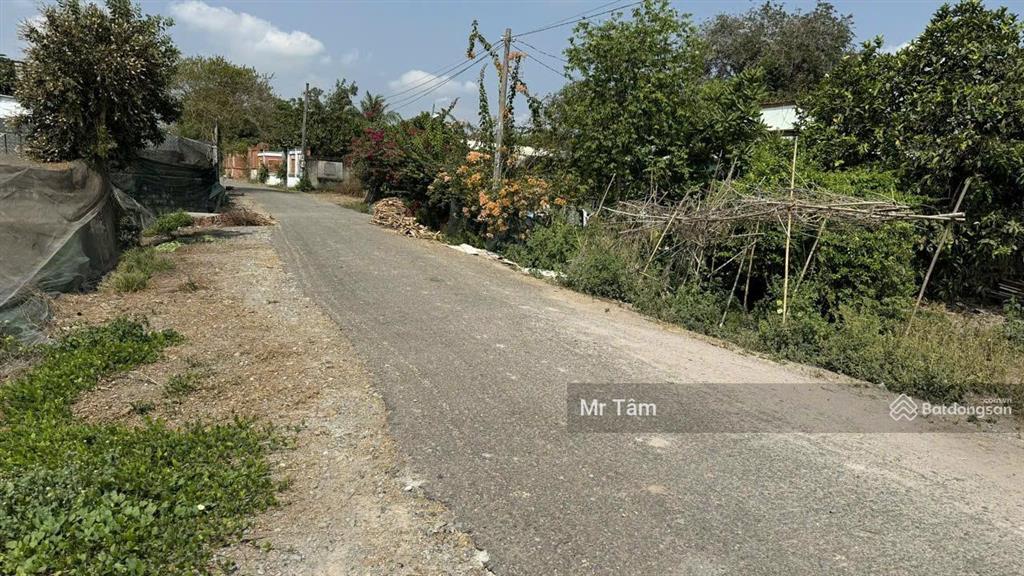 Đất củ chi! bán lô đất mt đường nhựa, dt 793m, có 200m thổ, xã tân phú trung