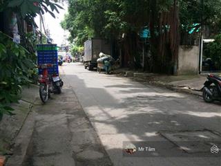 Cho thuê nhà 1 sec hương lộ 2, có sẵn điện 3 pha tiện làm xưởng