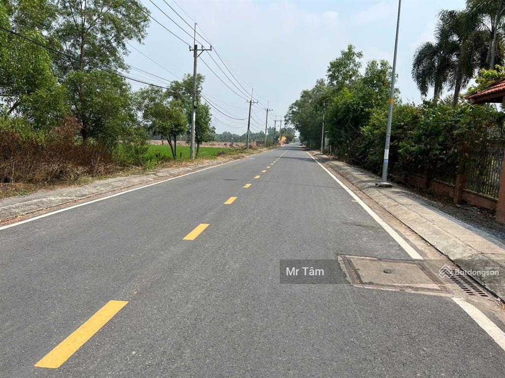 Cắt lỗ lô góc 2 mặt tiền nguyễn thị lèn  trung an. ngang khủng 44m  cách sông sài gòn 700m