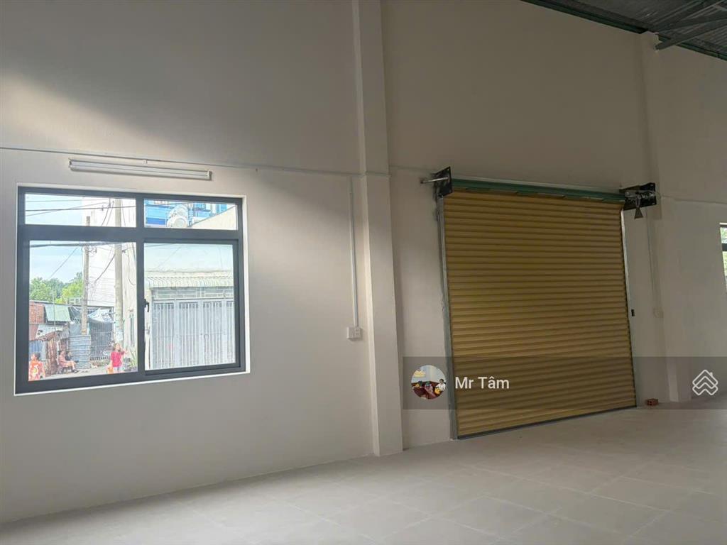 Cho thuê văn phòng & nhà xưởng mặt tiền đường tân hiệp 15  hóc môn