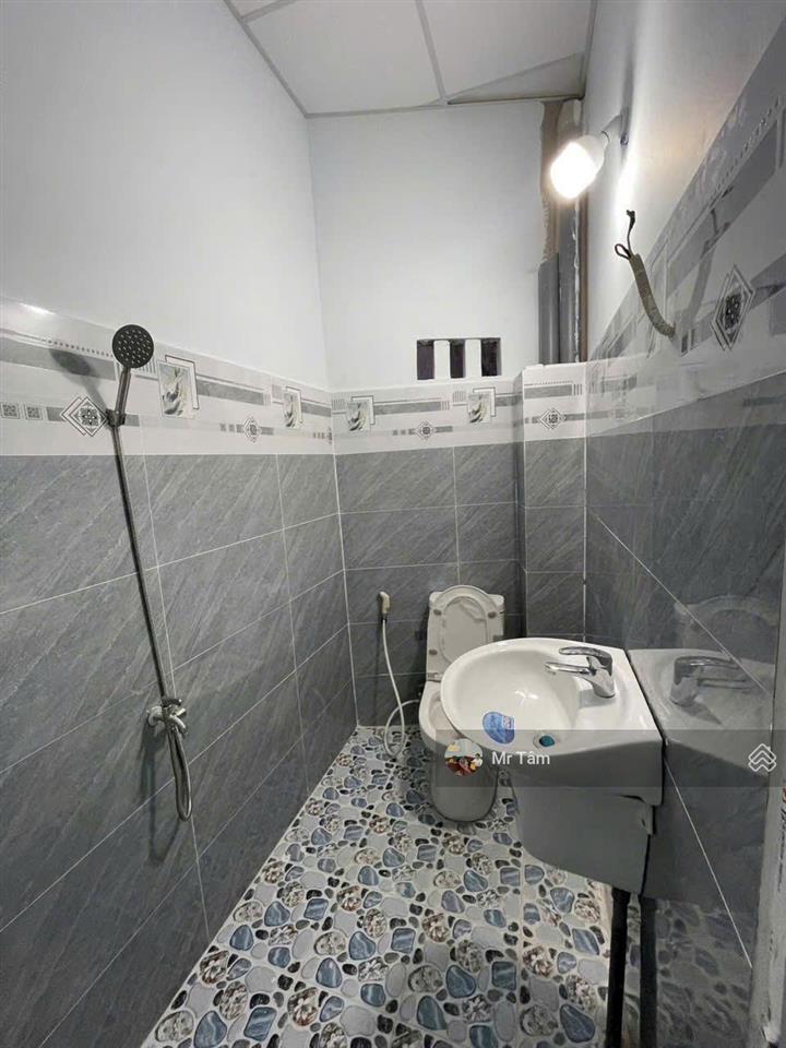 Bán bất động sản hiếm nhà shr trung tâm bà điểm ngay nguyễn thị sóc ngang 5m cực đẹp