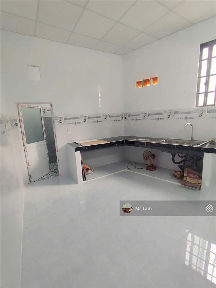 Bán bất động sản hiếm nhà shr trung tâm bà điểm ngay nguyễn thị sóc ngang 5m cực đẹp