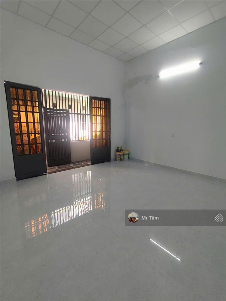 Bán bất động sản hiếm nhà shr trung tâm bà điểm ngay nguyễn thị sóc ngang 5m cực đẹp