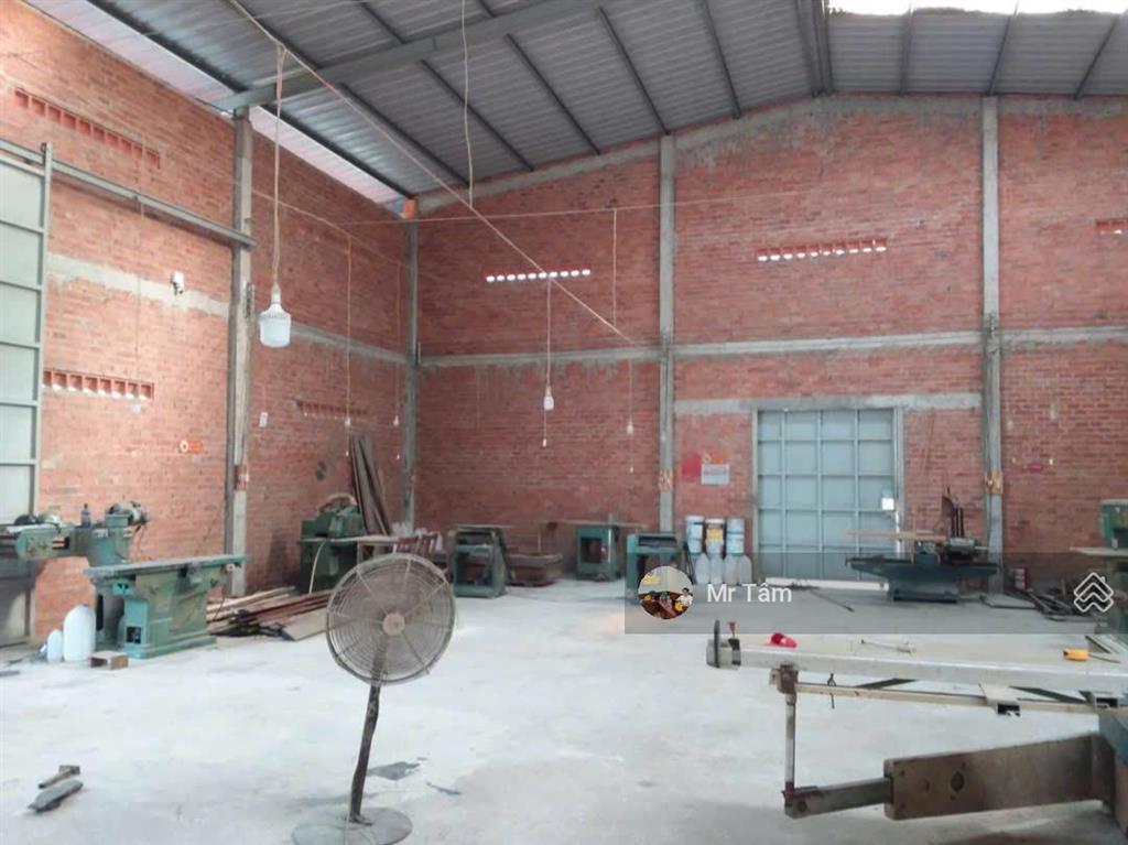 [cho thuê] kho xưởng củ chi 2.000m (điện 3 pha 100kva + nhà ở lại)