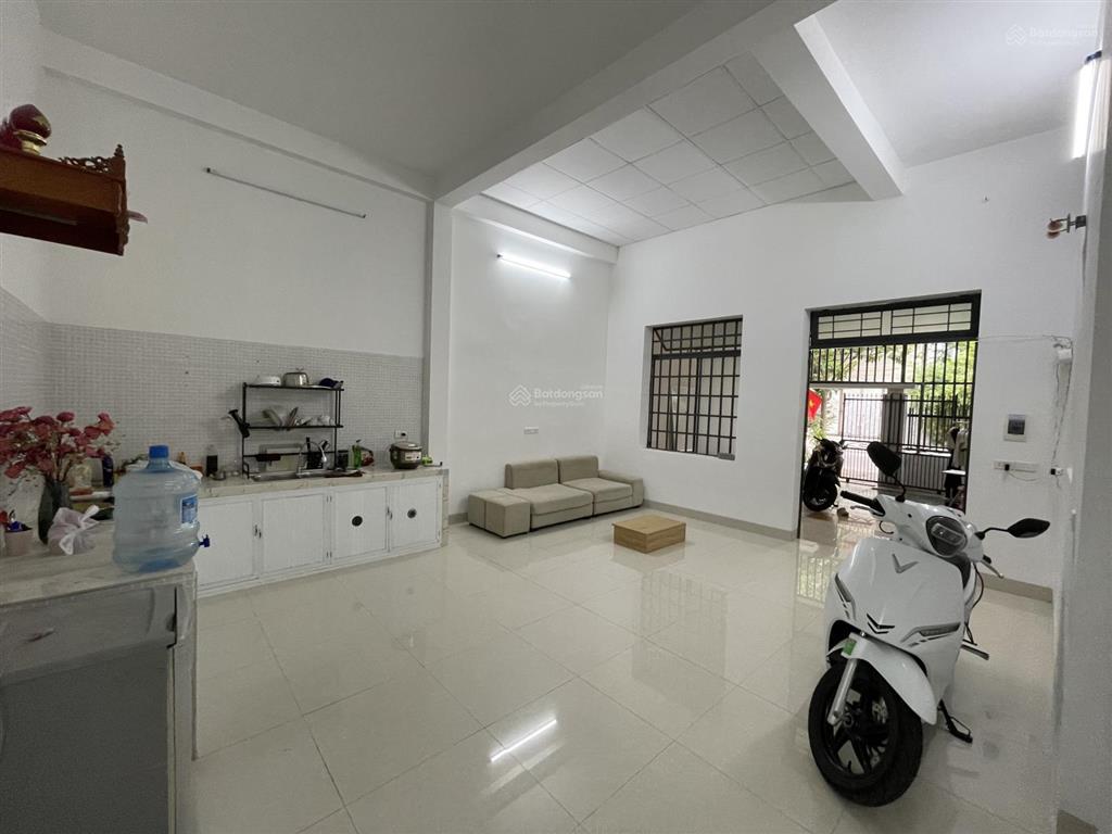 Cho thuê nhà mới sạch 2pn dtsd 100m2  sơn trà