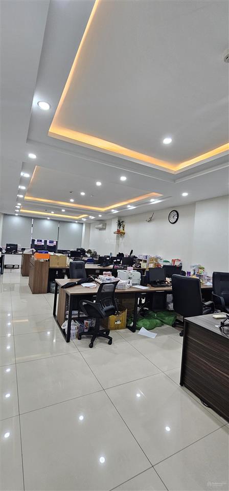 Bán nhà 7 tầng, có hầm, thang máy mặt tiền phạm văn chí quận 6 ngang lớn 6m, dòng tiền cho thuê cao