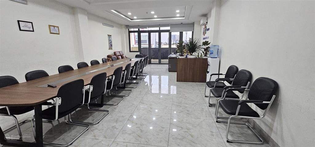 Bán nhà 7 tầng, có hầm, thang máy mặt tiền phạm văn chí quận 6 ngang lớn 6m, dòng tiền cho thuê cao