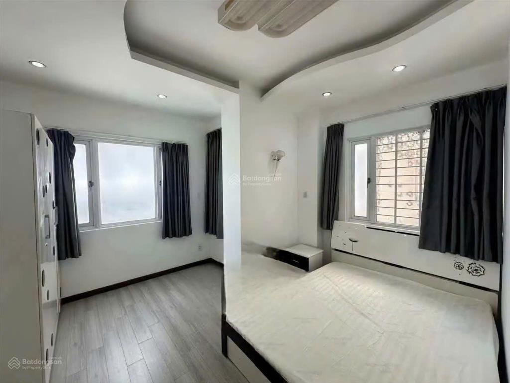 Bán căn góc chung cư khánh hội 2  dt 87m²  2pn 2wc ban công siêu rộng  có sổ hồng