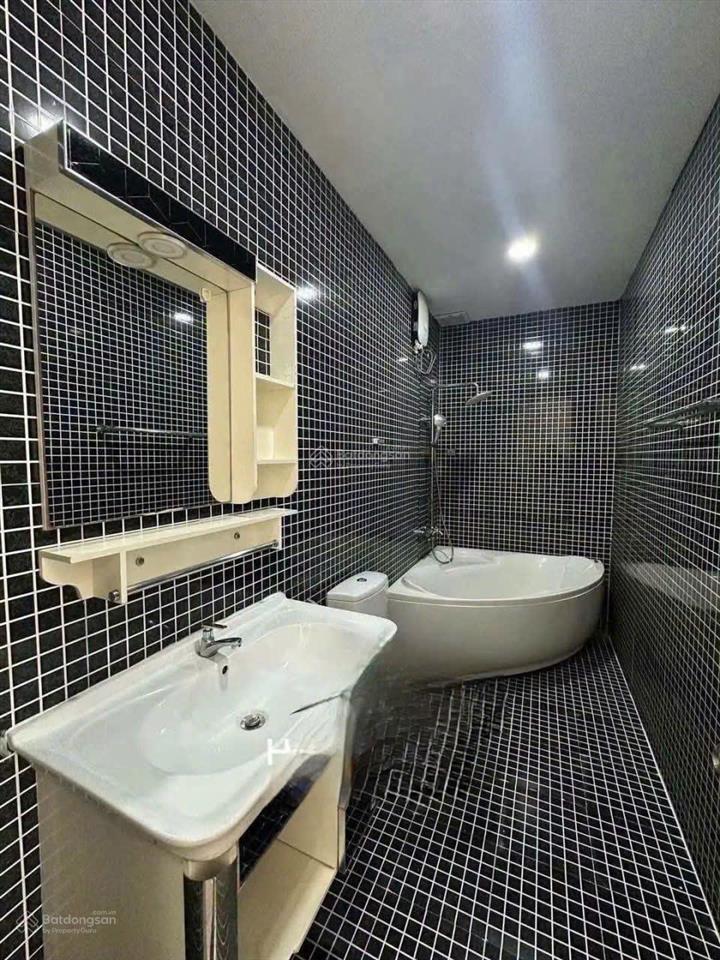 Bán căn góc chung cư khánh hội 2  dt 87m²  2pn 2wc ban công siêu rộng  có sổ hồng