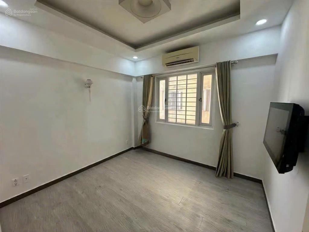 Bán căn góc chung cư khánh hội 2  dt 87m²  2pn 2wc ban công siêu rộng  có sổ hồng