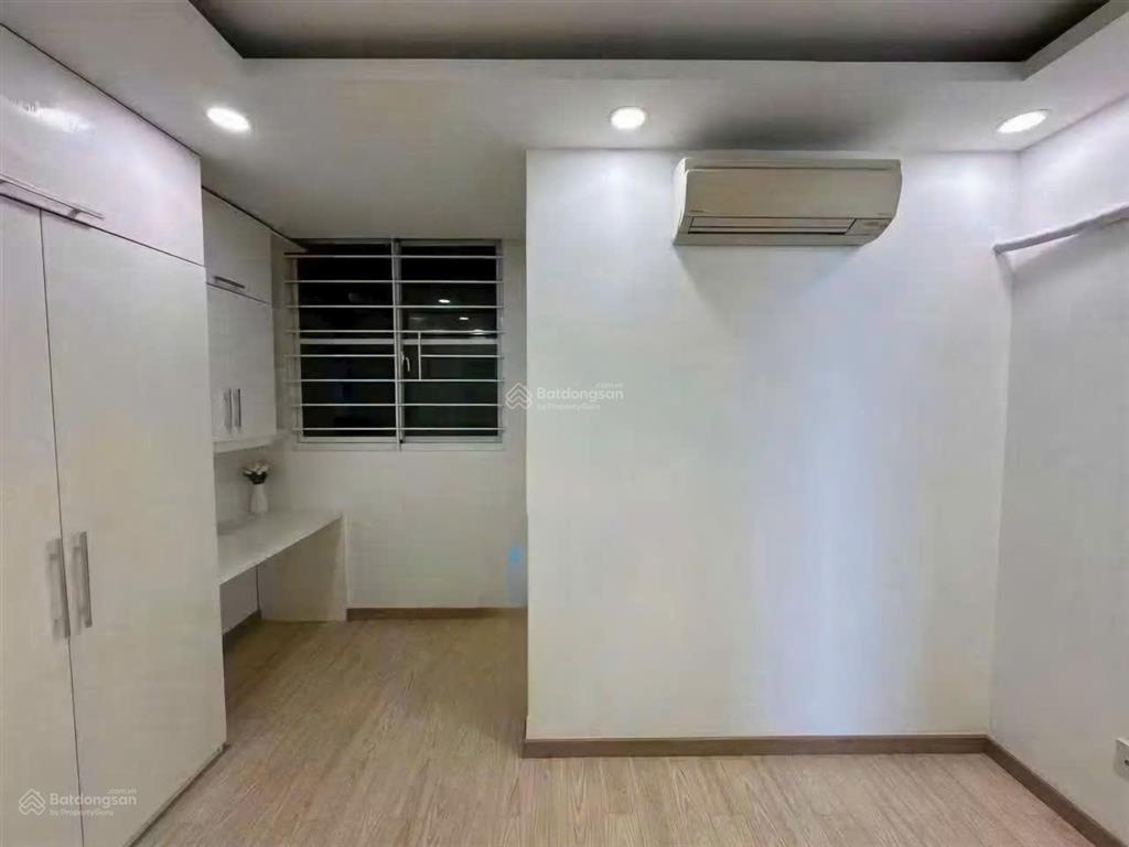 Bán căn góc khánh hội 3  view bitexco đẹp  2pn 2wc có sổ  full nội thất  chỉ 5,63 tỷ