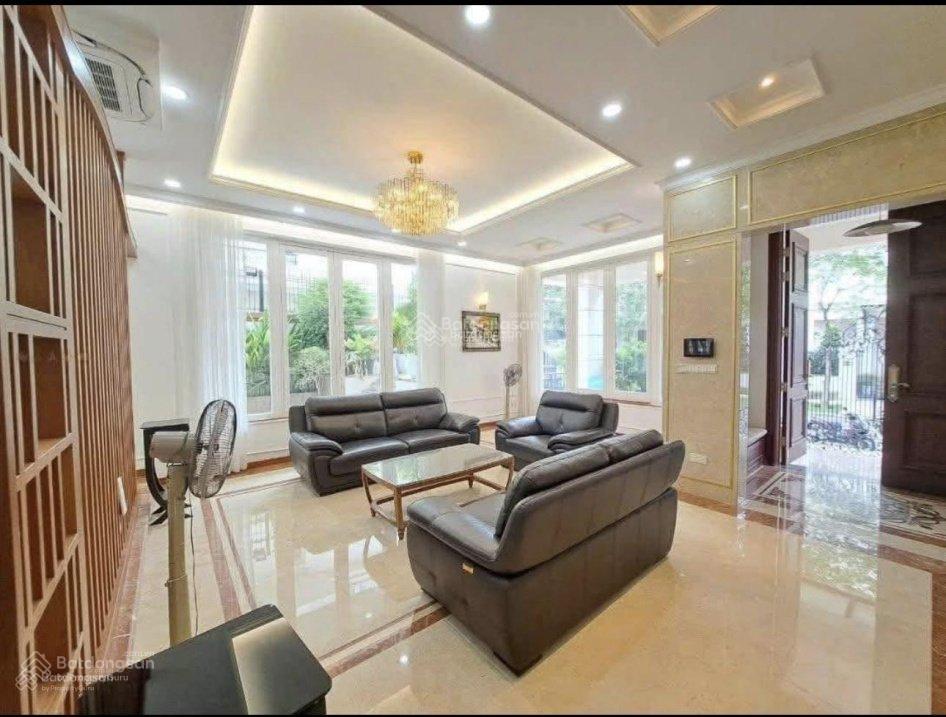 Cho thuê biệt thự saroma villa | dt 320m  hầm 04 ô tô | 5pn |