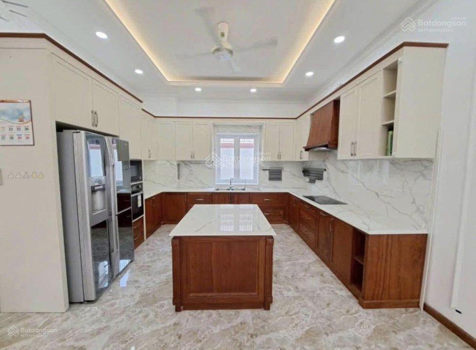 Cho thuê biệt thự saroma villa | dt 320m  hầm 04 ô tô | 5pn |