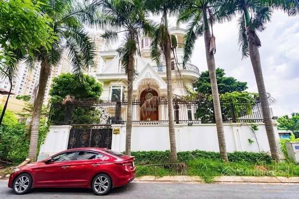 Cho thuê biệt thự fraser suites thảo điền, hồ bơi, 07pn, 120 triệu/tháng
