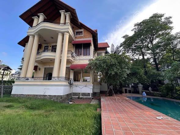 Cho thuê biệt thự compound thảo điền, hồ bơi riêng, 05pn, 130 triệu/tháng
