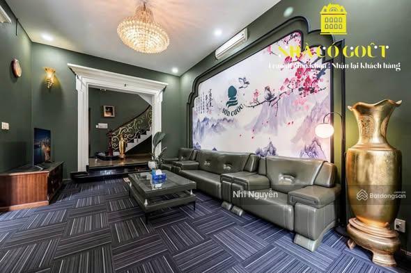 Cho thuê villa quận 2 360m2 8pn nội thất đầy đủ, vị trí thuận tiện,  xem nhà