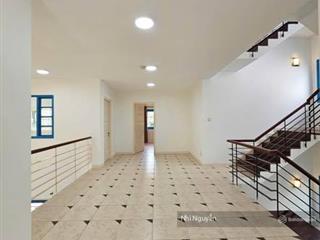 Cho thuê villa quận 2 649m2 6pn nội thất đầy đủ, vị trí thuận tiện,  xem nhà