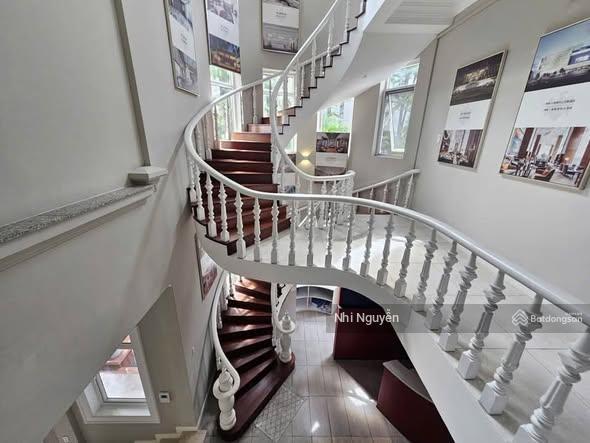 Cho thuê villa quận 2 500m2 5pn nội thất đầy đủ, vị trí thuận tiện,  xem nhà
