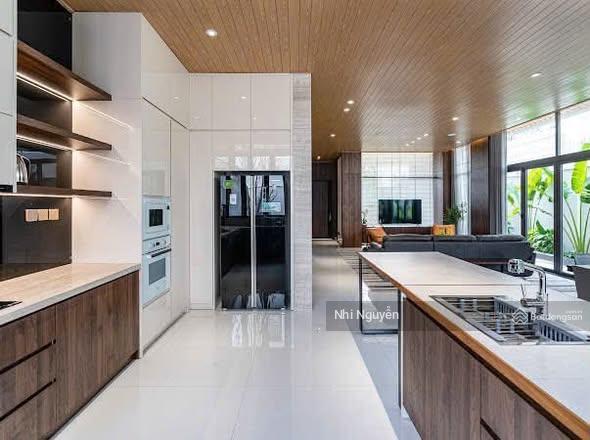 Cho thuê villa quận 2 500m2 4pn nội thất đầy đủ, vị trí thuận tiện,  xem nhà