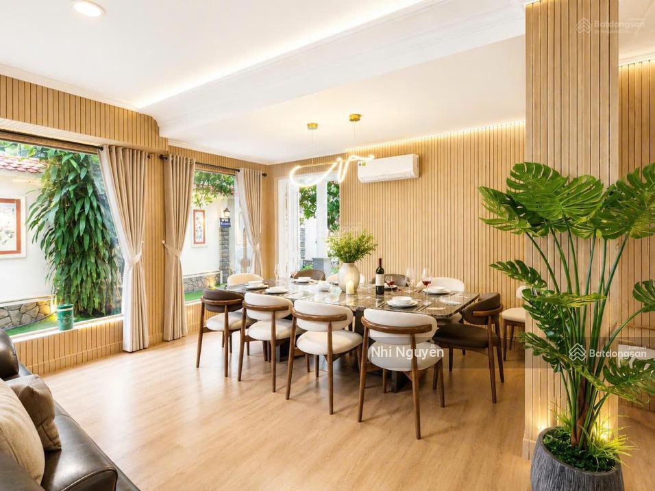 Cho thuê villa quận 2 600m2 9pn nội thất đầy đủ, vị trí thuận tiện,  xem nhà