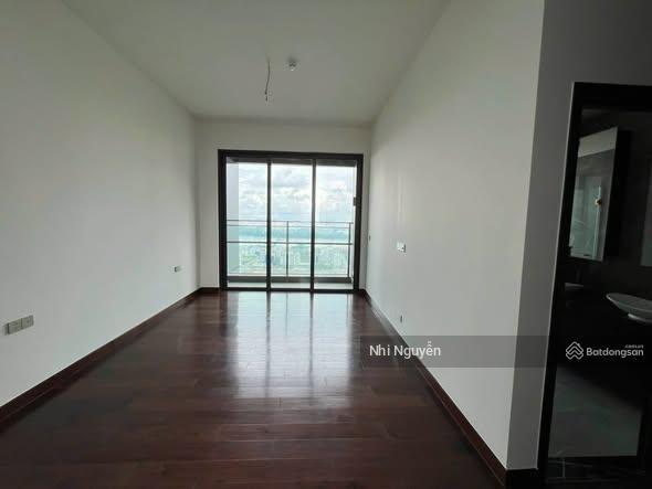 Cho thuê big apartment define 220m2 3pn