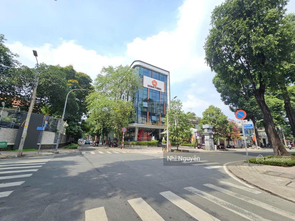 Cho thuê building quận 3 200m2 12pn
