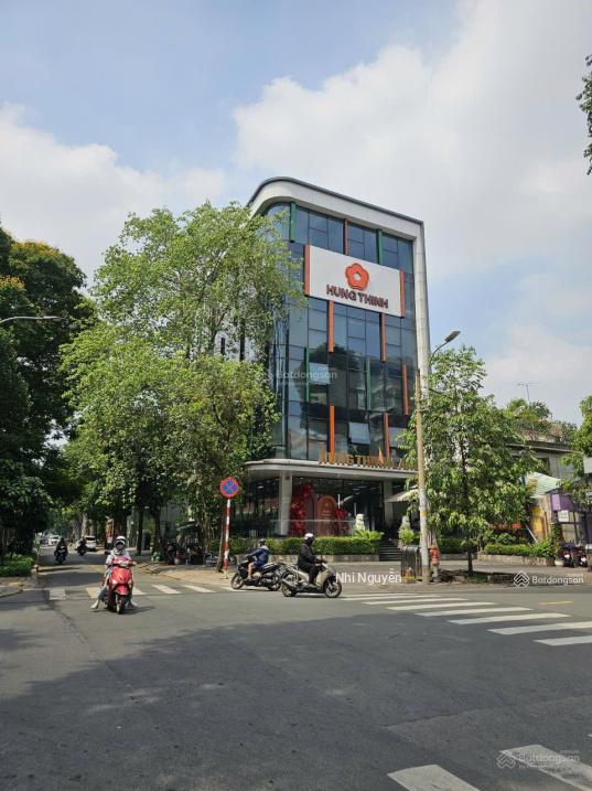 Cho thuê building quận 3 200m2 12pn