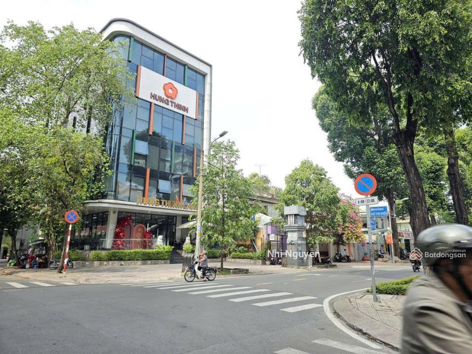 Cho thuê building quận 3 200m2 12pn